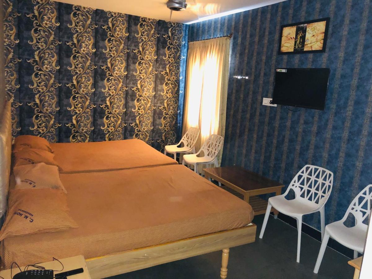 C M Hotel New Wodapatti Eksteriør billede